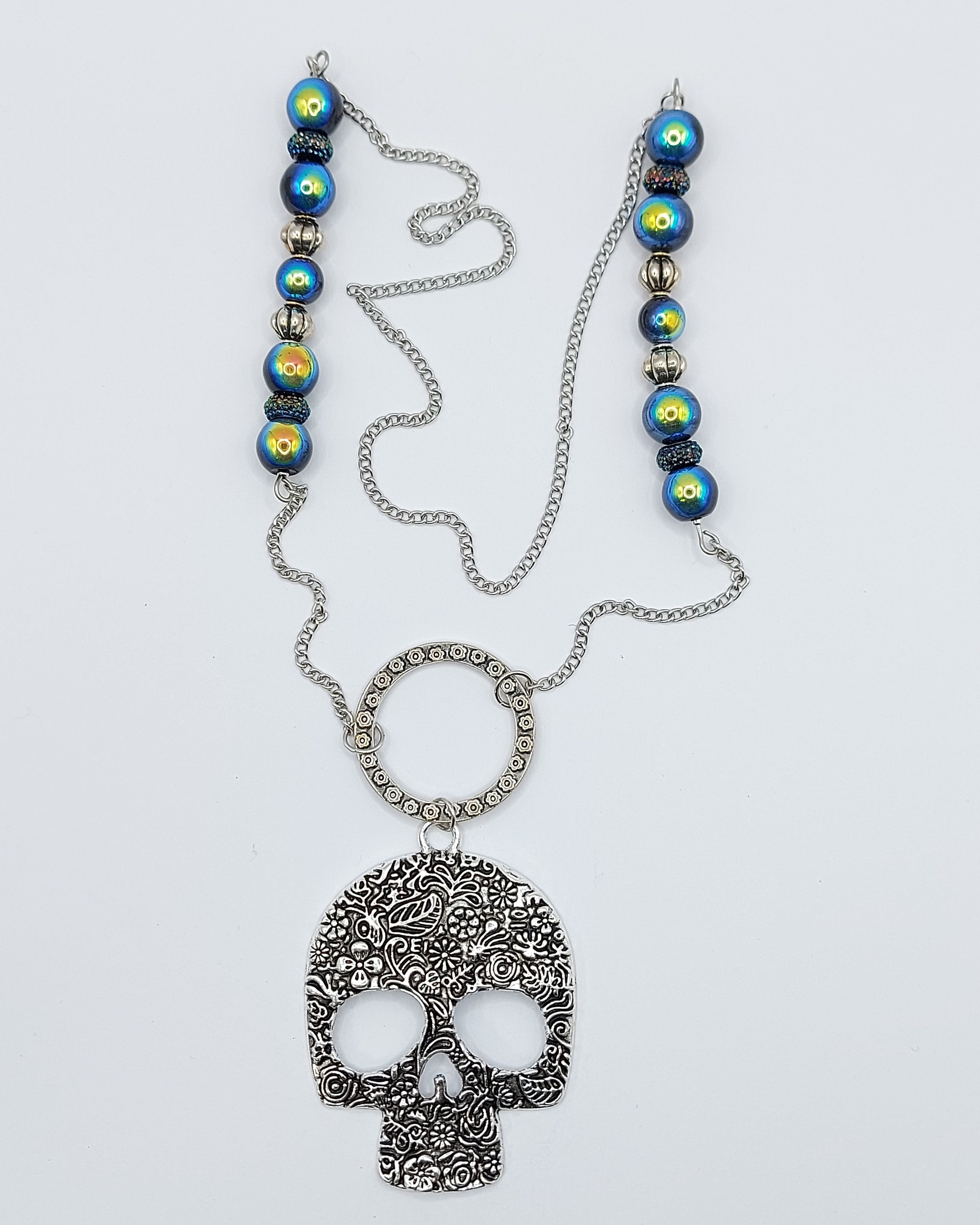 Carved Skull Necklace | Evolution Store